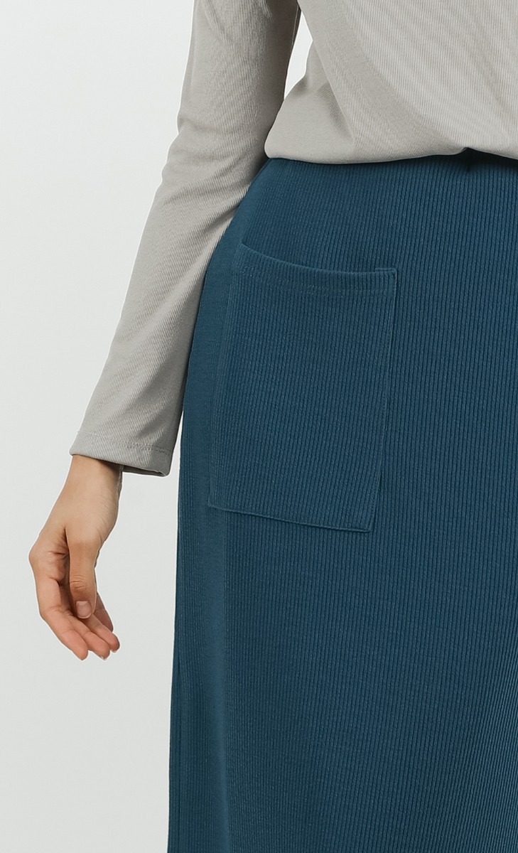 Comeback Ribbed Skirt in Teal image 2