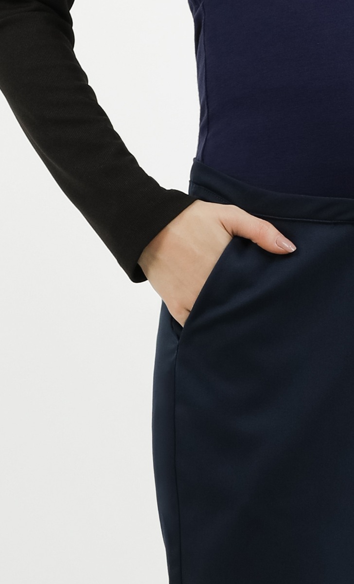 Ankle Pants with Stretchable Pouch (Maternity) in Navy image 2