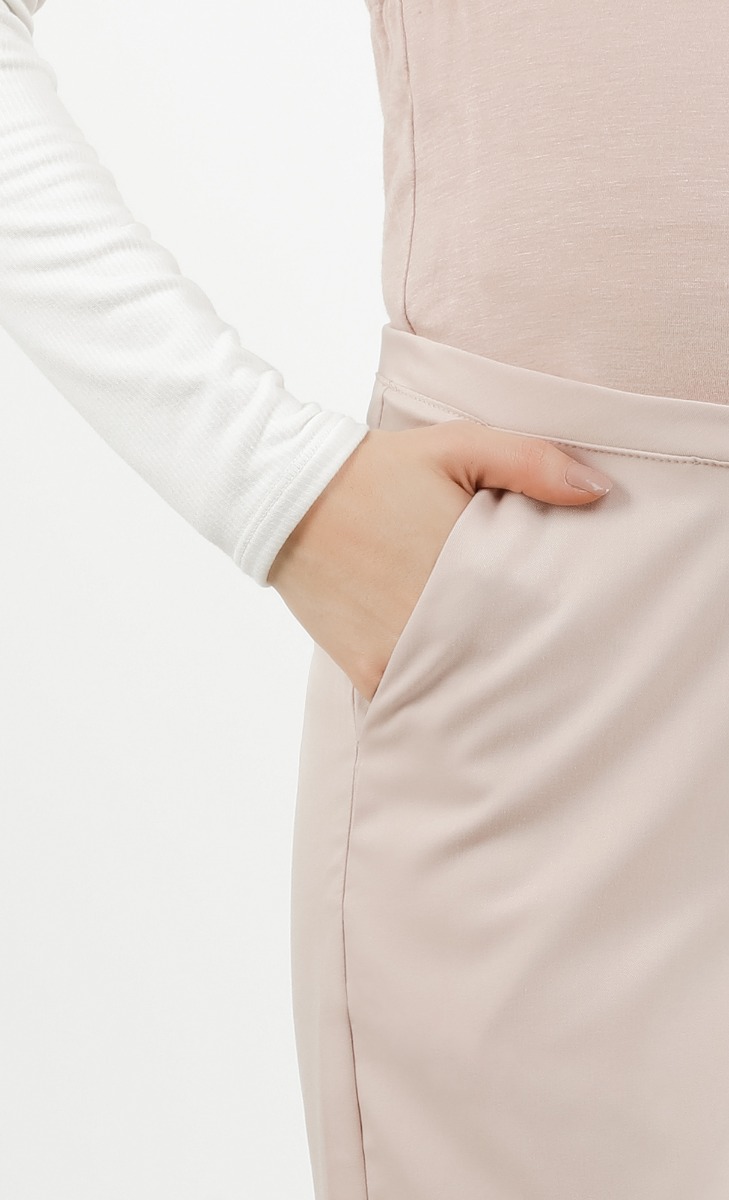 Ankle Pants with Stretchable Pouch (Maternity) in Pink image 2