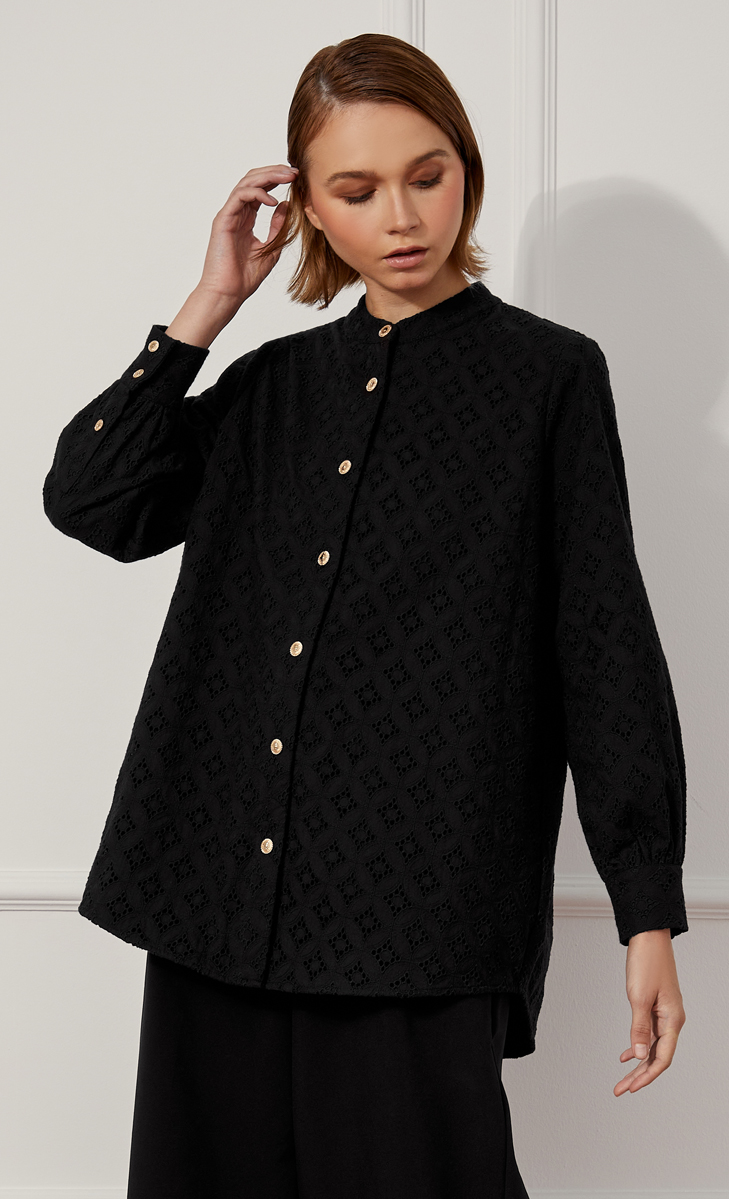 Embroidered Collar Shirt in Black