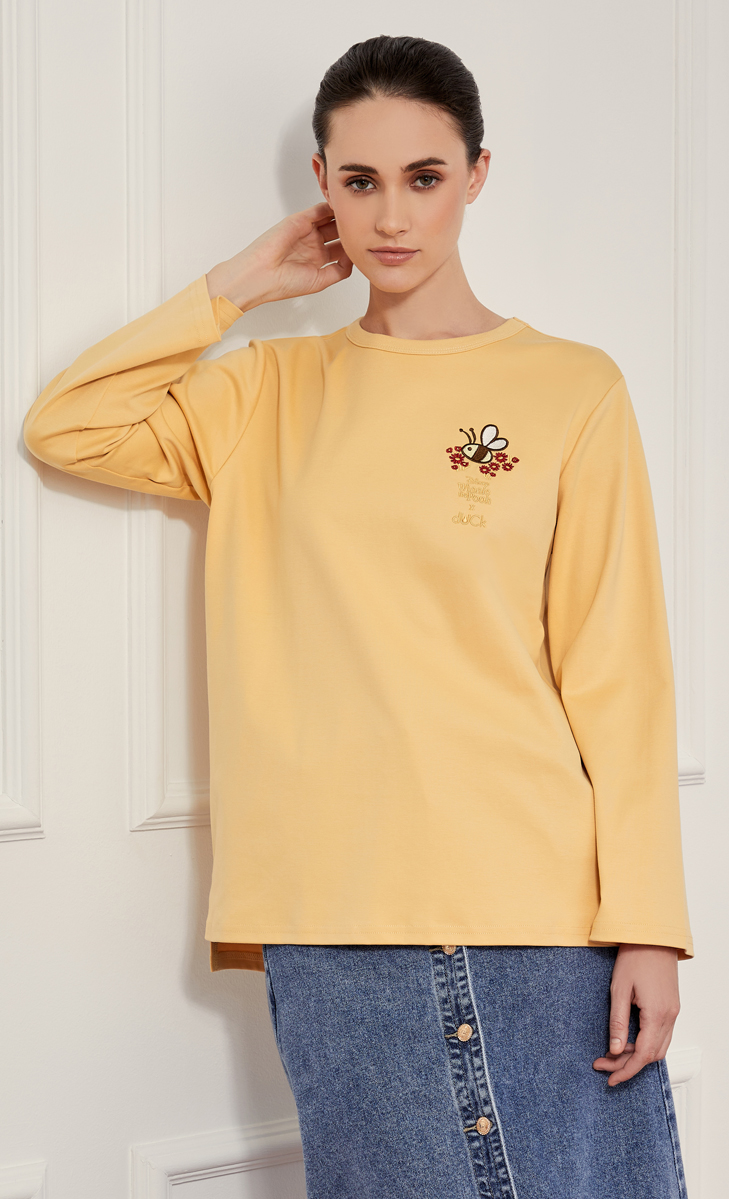 Winnie the Pooh x dUCk Embroidered Long Sleeves T-Shirt in Yellow