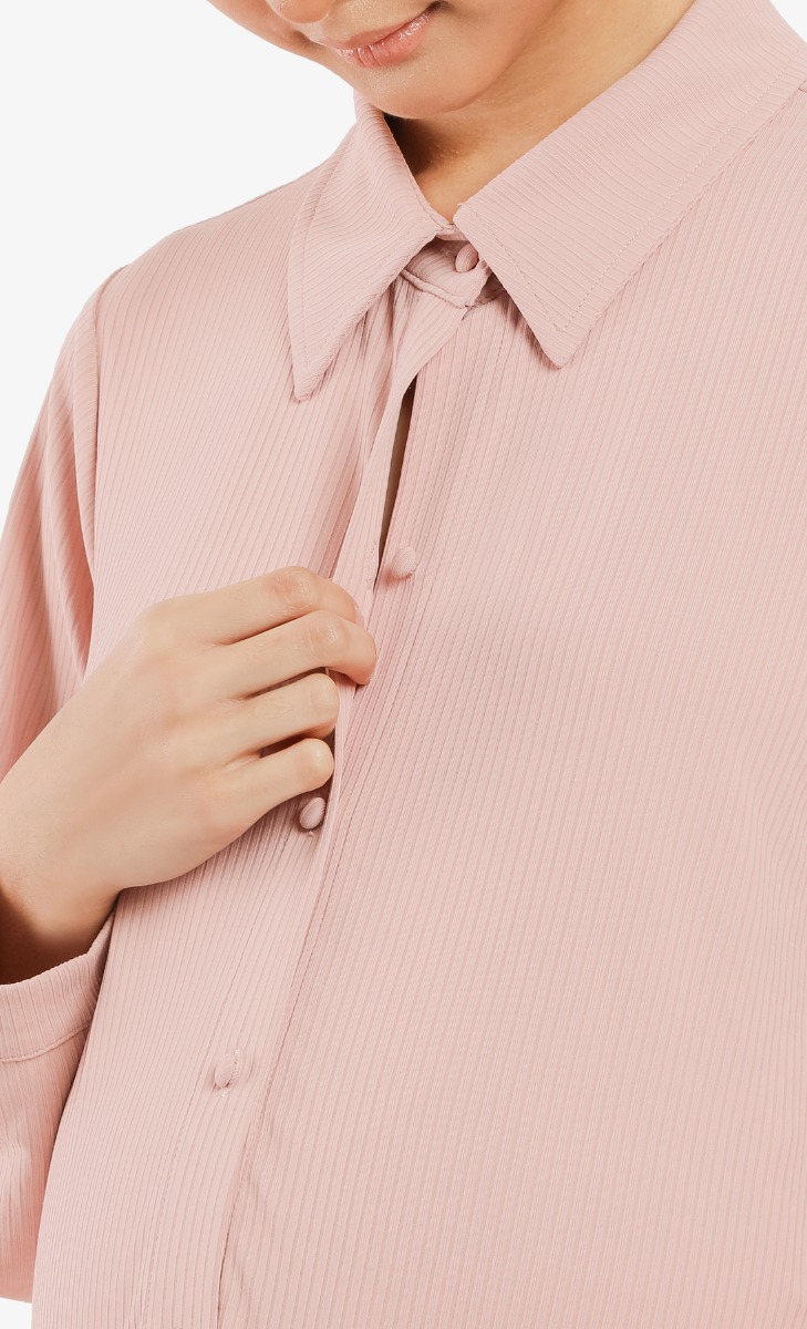 Long Ribbed Shirt (Maternity) in Dusty Pink image 2