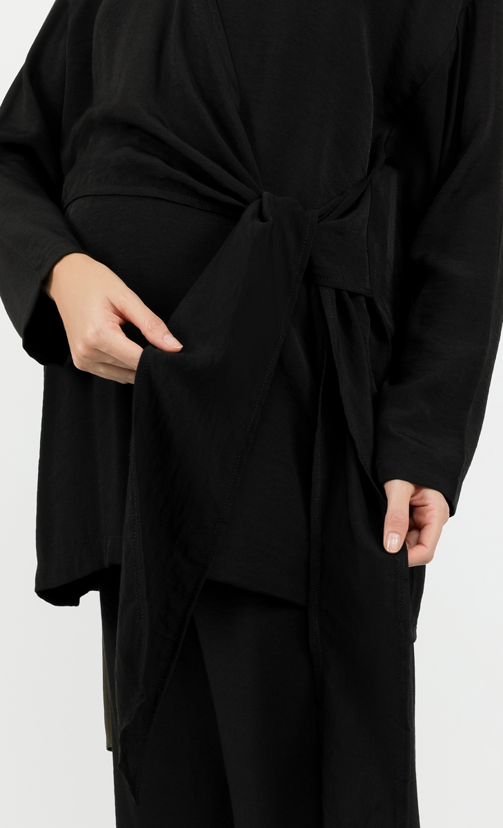 MAMA Wrap Top in Black image 2