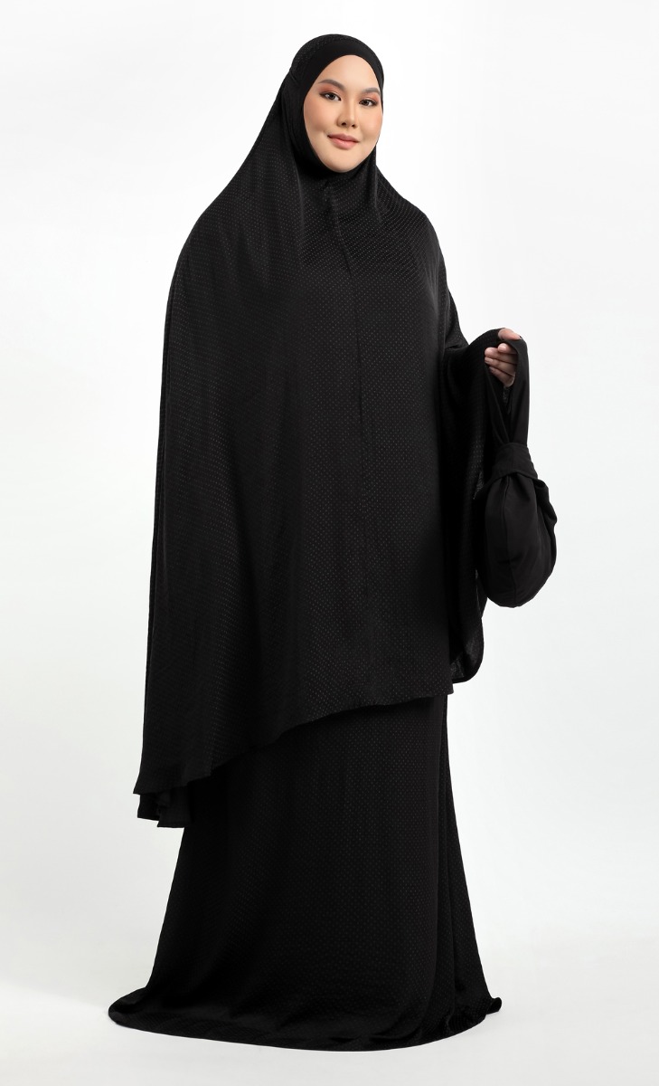 Riyadh Two-Piece Prayerwear in Black