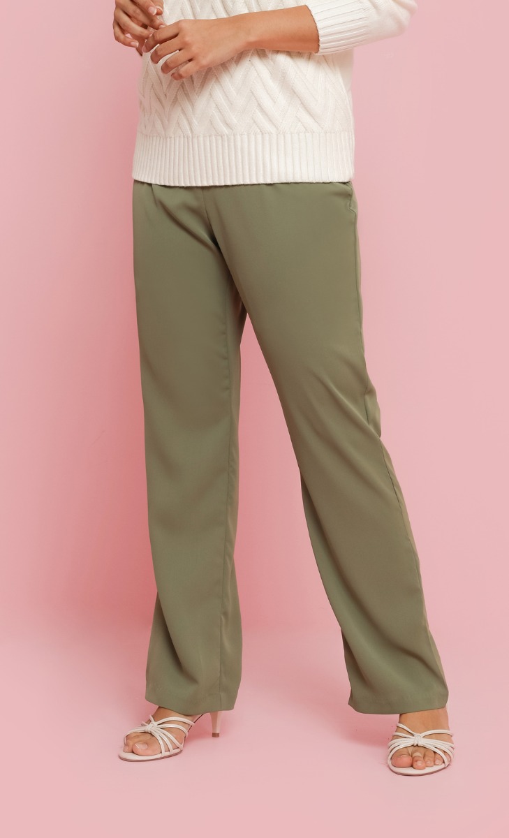 Straight Cut Pants in Olive Green
